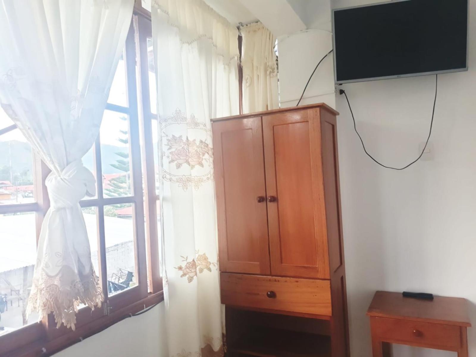 Hospedaje Olguita Oxapampa Εξωτερικό φωτογραφία